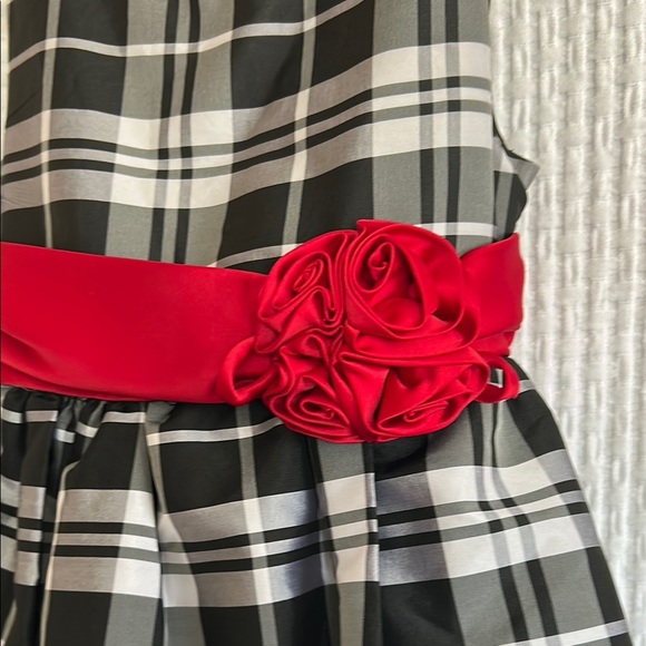 Cherokee Black and White Plaid Dress with Red Sash - Picture 3 of 12